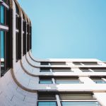 Росреестр утвердил новый регламент оспаривания стоимости недвижимости: комментарий партнера АБ «Эксиора» Юрия Сбитнева